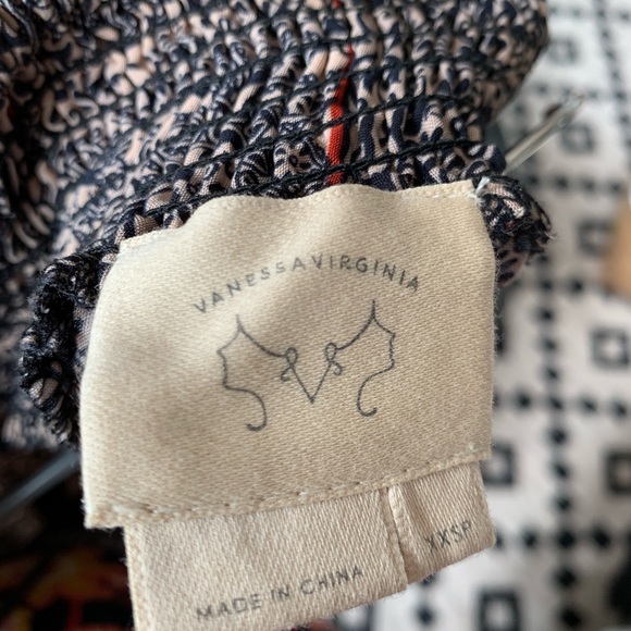 Anthropologie Off the Shoulder Top - Picture 2 of 2